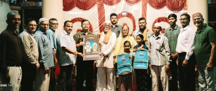 सुमारे ५२ वर्षे अविरत सेवेची घेतली दखल