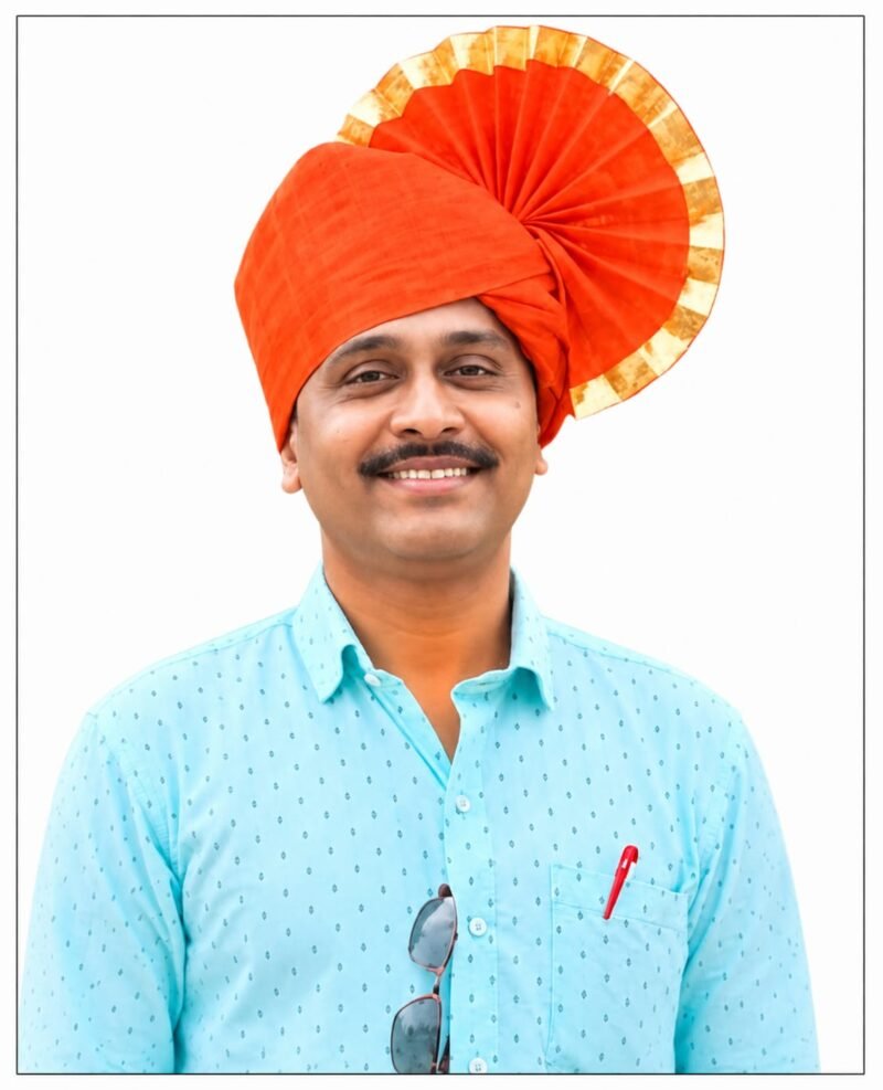 शिवडाव हायस्कूलचे मुख्याध्यापक मुकेश पवार यांना ‘गुरुसेवा सन्मान पुरस्कार’