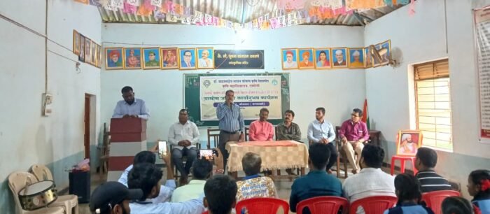 लोरे नं. २ येथे कृषी सम्राट गटाकडून कृषी माहिती केंद्राचे&hellip;