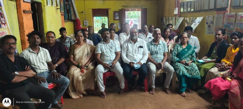 शाळा, शिक्षण वाचविण्यासाठी आझाद मैदानात बेमुदत धरणे आंदोलन