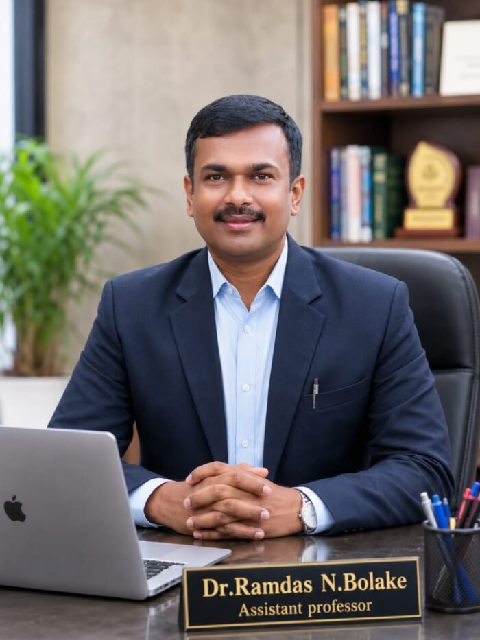 कणकवली महाविद्यालयातील डॉ. रामदास बोलके यांच्या अभिकल्पाची भारत सरकारकडे नोंदणी