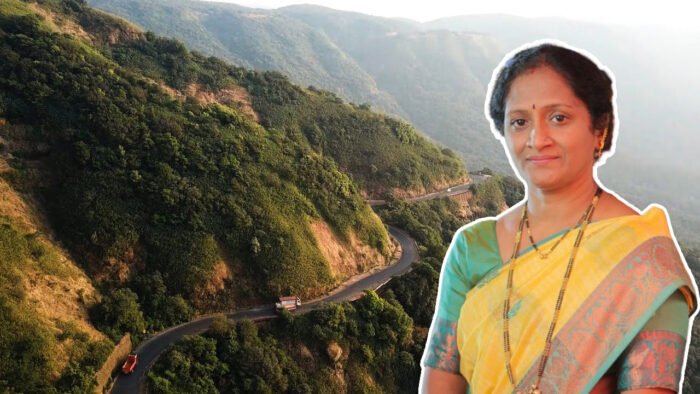 फोंडा-घोणसरी रस्त्याच्या दुरावस्थेवरून पं. स. सदस्या मानसी मराठे आक्रमक ;&hellip;