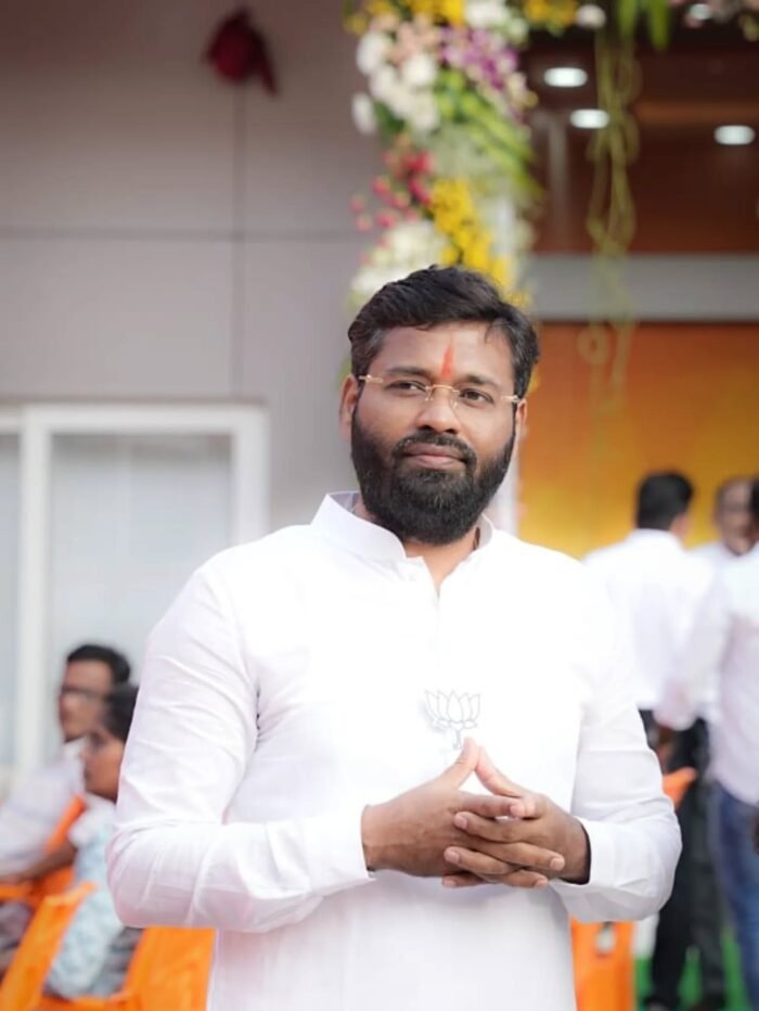 विशाल परब यांच्या वाढदिवसानिमित्त आयोजित N.C.M.C कार्ड शिबिराला उत्स्फूर्त प्रतिसाद;&hellip;