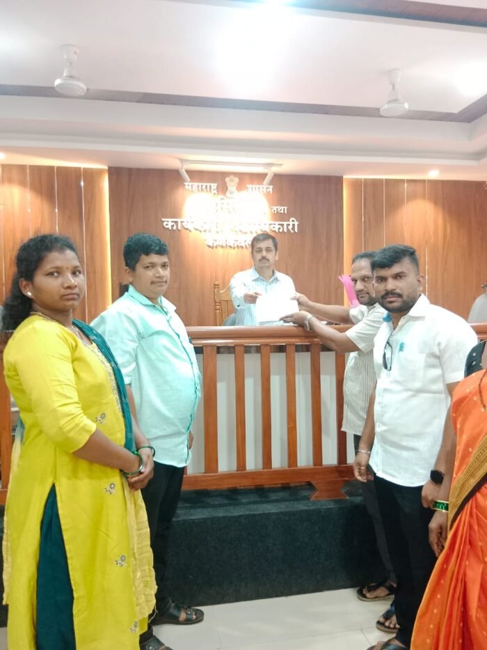 पिसेकामते सरपंचांविरोधात अविश्वास ठरावाची मागणी