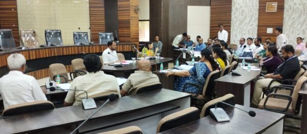 जिल्हा परिषदेचा निधी १०० टक्के खर्च करा ! संतोष साटविलकर&hellip;