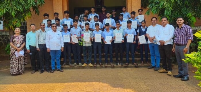 प्लंबिंग प्रशिक्षणातून २८ विद्यार्थ्यांची स्वावलंबनाकडे वाटचाल !